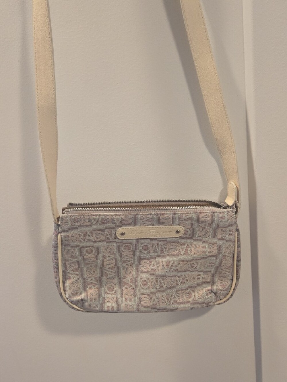 Salvatore Ferragamo Beige Logo Crossbody Pouch with Ivory Trim - Picture 8 of 8